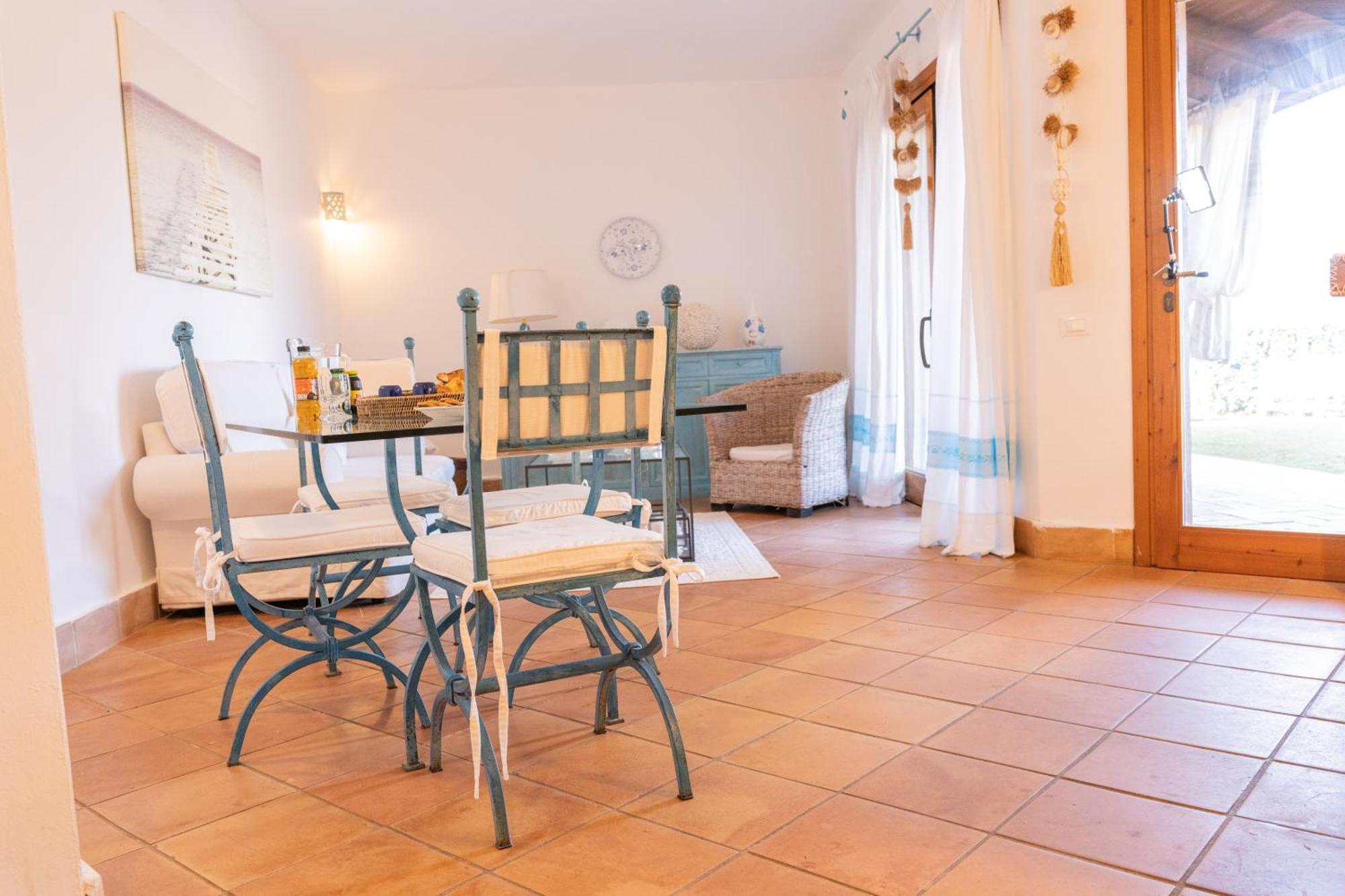 Residenza Del Barone Zoe - Vista Mare Villa Chia